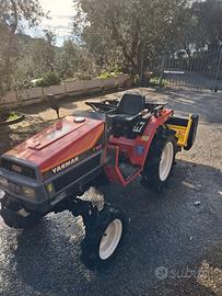 TRATTORE + TRINCIA 30CV 4×4