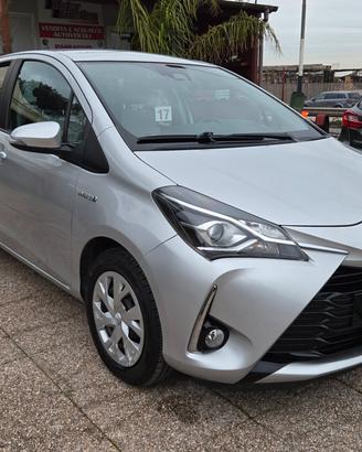 Toyota Yaris 1.5 Hybrid 5 porte Active