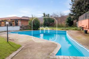 Villetta a schiera di 260 m² con più di 5 locali a