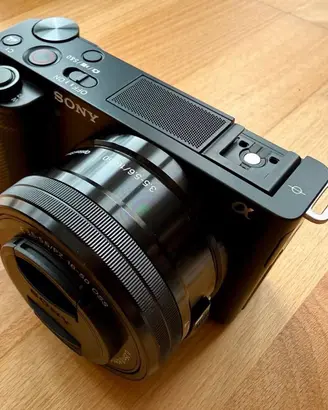 Sony Alpha ZV-E10L