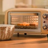 fornetto, sveglia e porta pane mulino bianco 