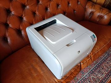 Stampante HP Color LaserJet CP1215