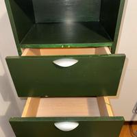 Mobile in legno con 4 ruote