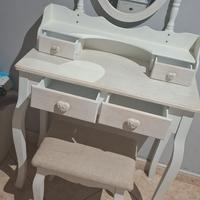 postazione trucco completa di sgambello
