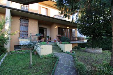 Fornaci Villa Bifamiliare di Prestigio con Ampio G