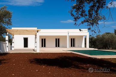 Villa con piscina in C.da Boccadoro