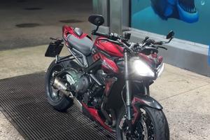 Triumph street triple Rs 2023