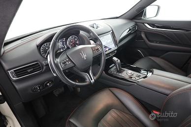 MASERATI Levante Levante 330 CV MHEV AWD GT
