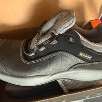 Scarpe antinfortunistiche 44 nuove