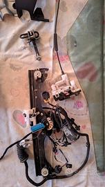 Alza vetro porta ant.sx fiat 500