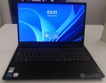 Portatile Lenovo V15 G2 i5 16GB 512GB Windows 11
