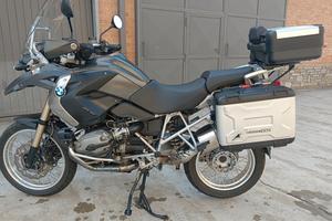 BMW R 1200 GS anno 2008 con tris valige 