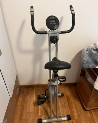 Bicicletta da casa per allenarsi