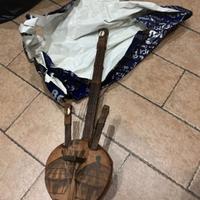 Mandolino in legno etnico