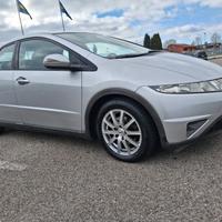 Honda Civic 2.2 i-CTDi 5p. Executive i-P-SEDILI IN