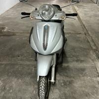 Piaggio Beverly 500
