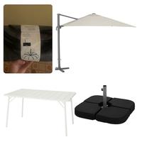 set di ombrello e tavolo per giardino 