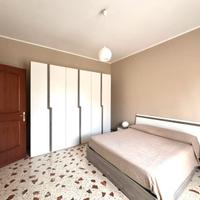 Camera con letto contenitore completa di materasso