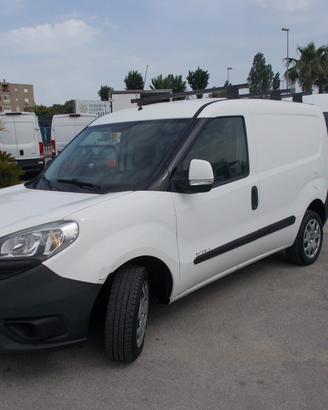 iveco Fiat doblo anno 2015 benzina metano