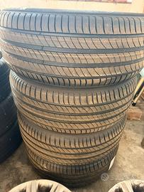 Gomme Michelin Primacy 4  235-55-18