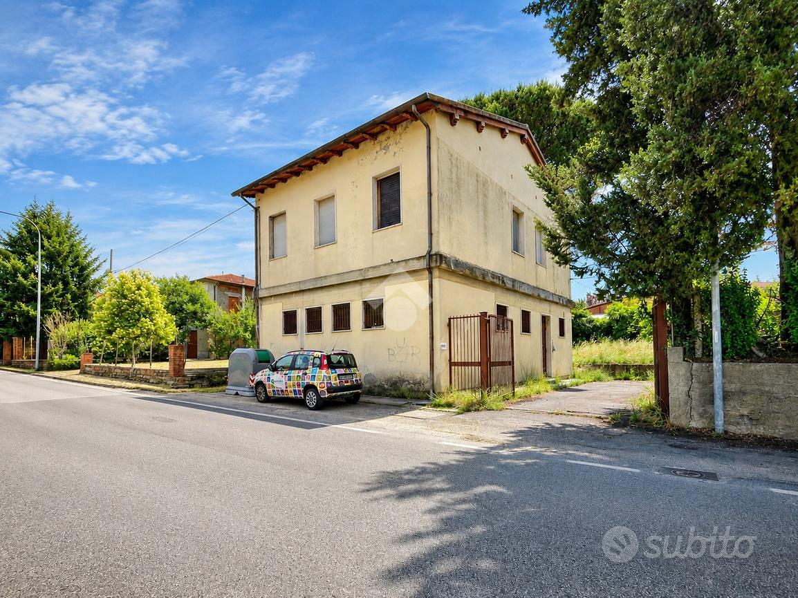 CASA INDIPENDENTE A AREZZO