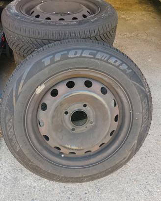 Gomme 175/65 R14 82T quattro stagioni