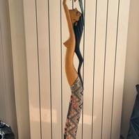 statua intagliata africana