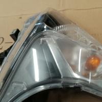 freccia ant dx sh 125 150 