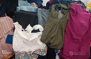 3 borse colme di abbigliamento donna 