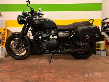 Triumph boneville 1200 gold line 11/22 13k km