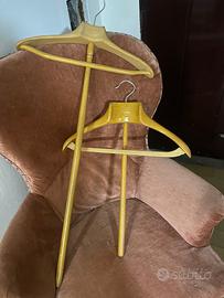 Stampelle in legno vintage per armadio o negozio