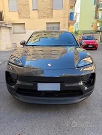 Macan 4