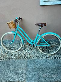 Bicicletta  con  cambio. Da ragazza