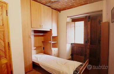 Stanza singola con bagno privato a Firenze