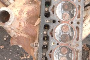 testata fiat 127 .900