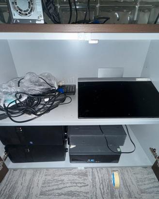 4 PC desktop da ufficio leggi sotto