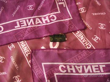 Foulard Chanel vintage seta cm. 64 x 70