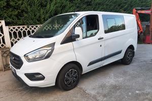ford tranzit custom