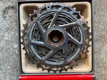 Pacco pignoni Sram Rival 12 10-36