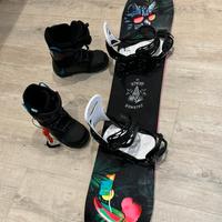 Snowboard Salomon  130+attachi Burton+ Scarponi