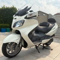 Suzuki burgman 650 2011. Bianco perla