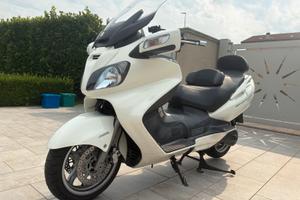 Suzuki burgman 650 2011. Bianco perla