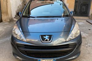 Peugeot 207 - 1.4 Diesel 70cv 3 porte neopatentati