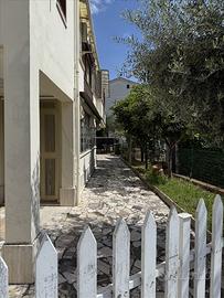 appartamento-montemarciano-semi-centrale