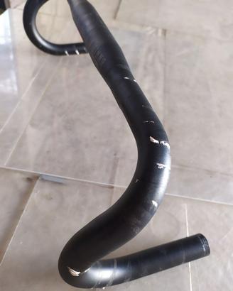 Manubrio per bici da corsa