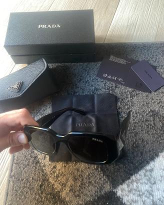 occhiali da sole prada