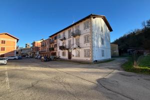 2 LOCALI A ROCCHETTA TANARO