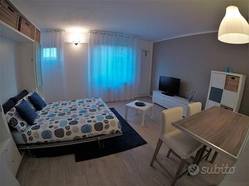 Ampio monolocale completamente ristrutturato