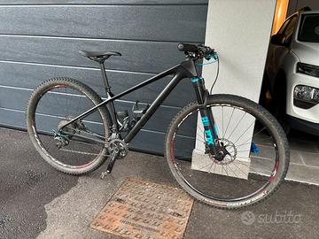 MTB Focus Raven Shimano XT - Carbonio - 29"