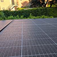 inverter solare con pannelli ( 2,5 kw )